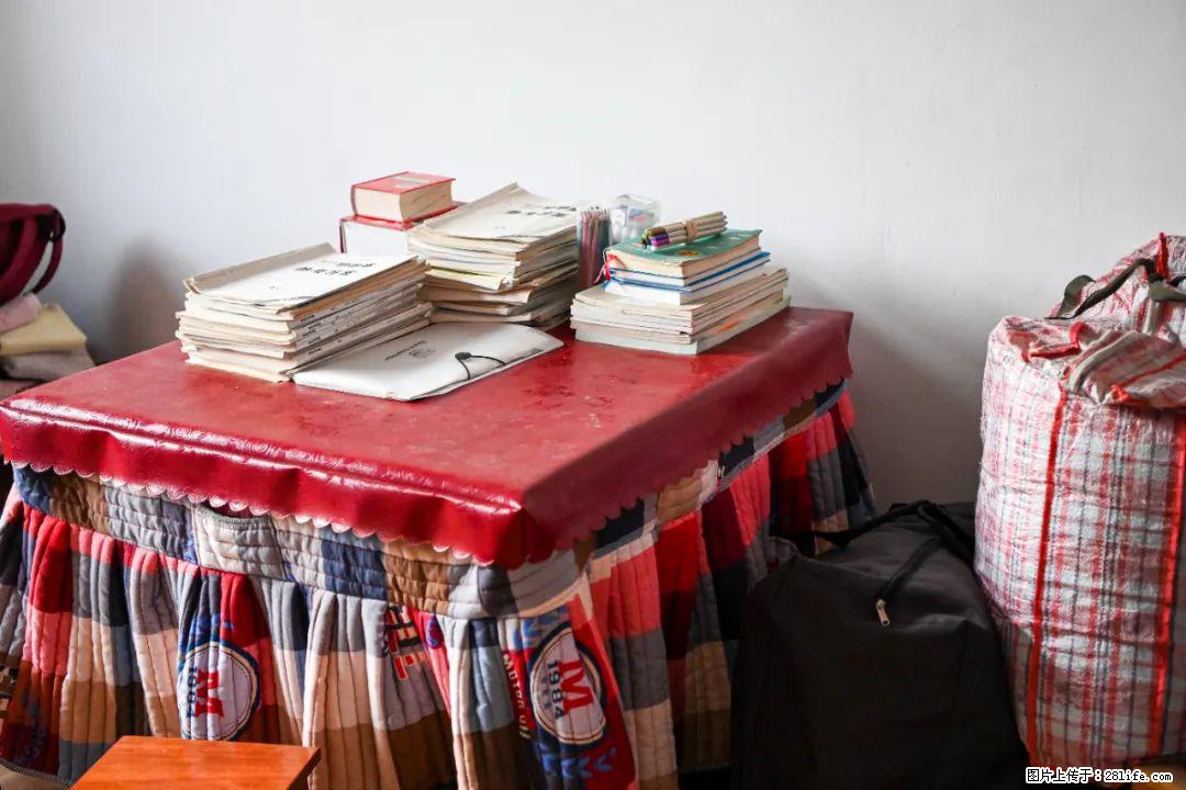 全网追的“扁担女孩”，找了一份暑假工，时薪12元 - 防城港生活资讯 - 防城港28生活网 fcg.28life.com